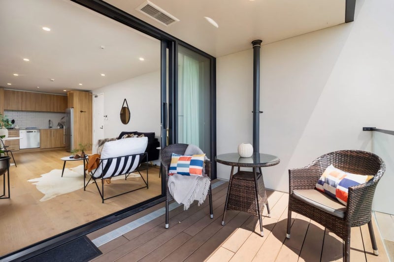 104/9 Walmer Road, Point Chevalier, Auckland - Carousel 2