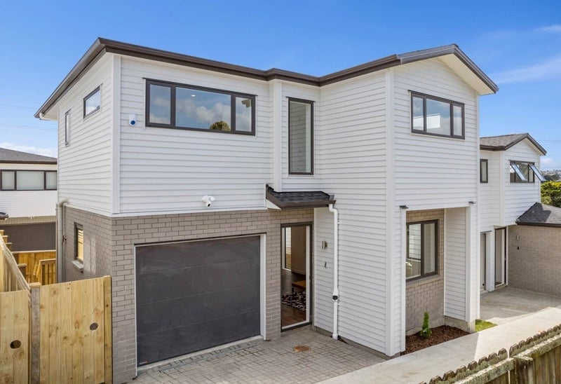 58B Halsey Drive, Lynfield, Auckland - Carousel 1