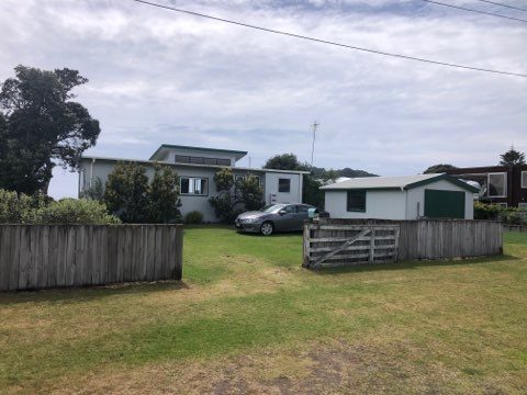 118 Seaview Road, Whangamatā - Carousel 2