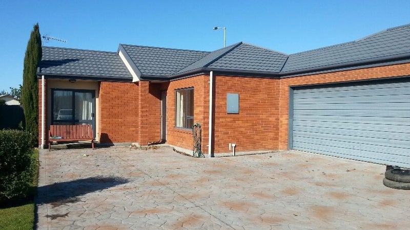 17 Riegler Place, Belfast, Christchurch - Carousel 2