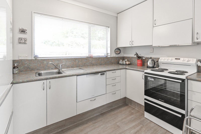 1/1004 Waipuna Street, Mahora, Hastings - Carousel 2