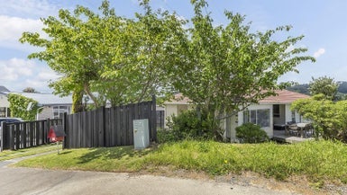 11 Admiralty Street, Crofton Downs, Wellington - Carousel 1