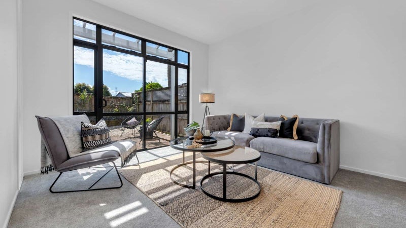 52/2 Armoy Drive, East Tamaki, Auckland - Carousel 1