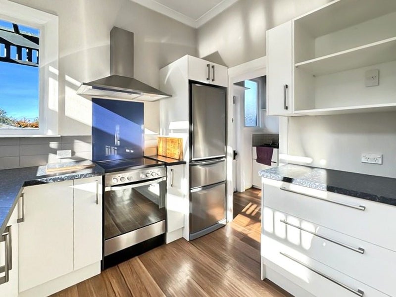 68 Rosebery Street, Belleknowes, Dunedin - Carousel 2