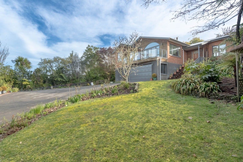 39 Kahikatea Lane, Brown Owl, Upper Hutt - Carousel 24