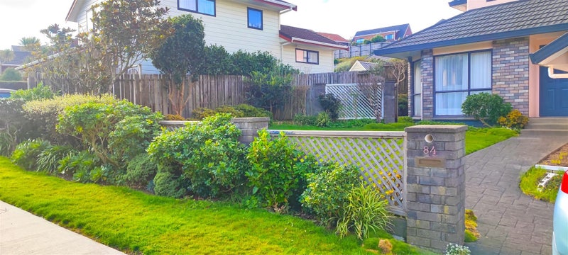 84 Cortina Avenue, Johnsonville, Wellington - Carousel 1