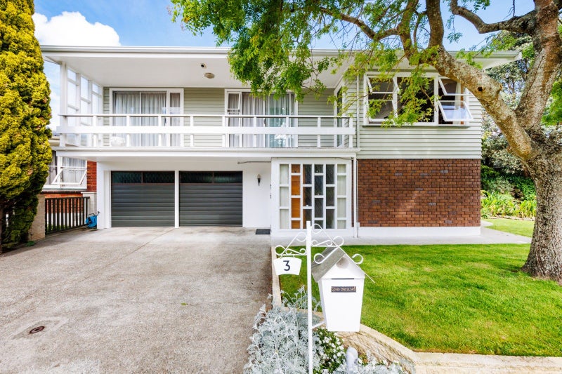 3 Kensington Mews, Hokowhitu, Palmerston North - Carousel 21