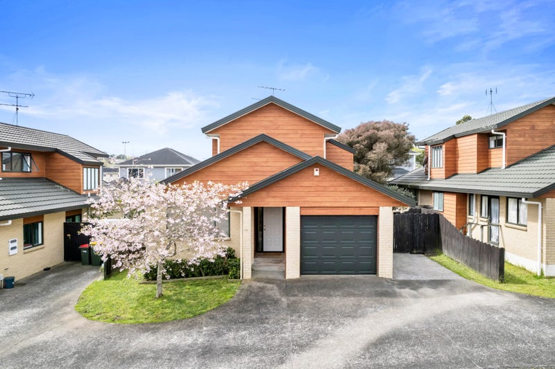 115B Moore Street, Howick, Auckland - Carousel 1