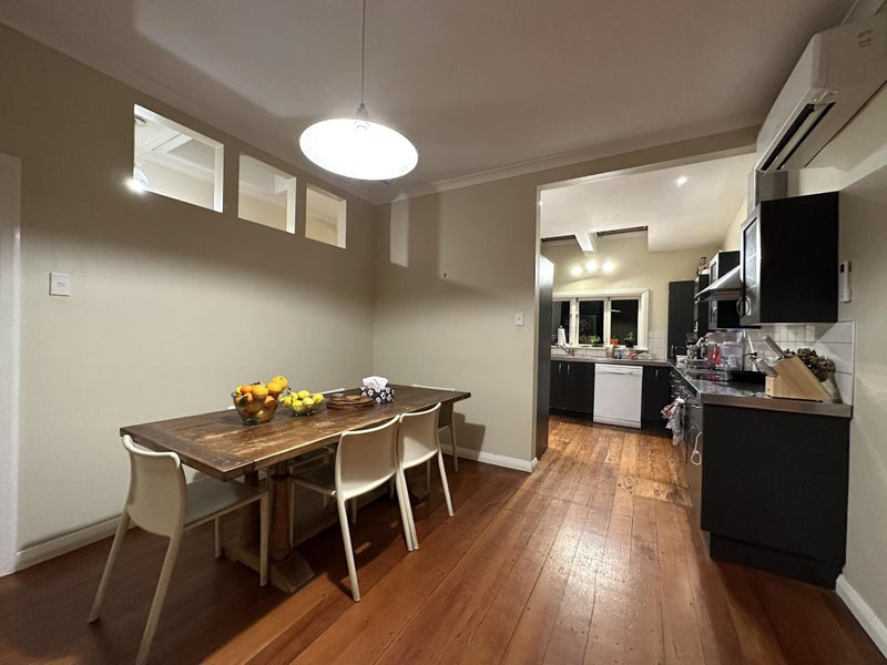 90 Curtis Street, Northland, Wellington - Carousel 2