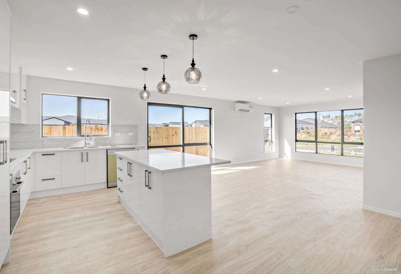 16 Koroheke road, Takanini, Auckland - Carousel 2