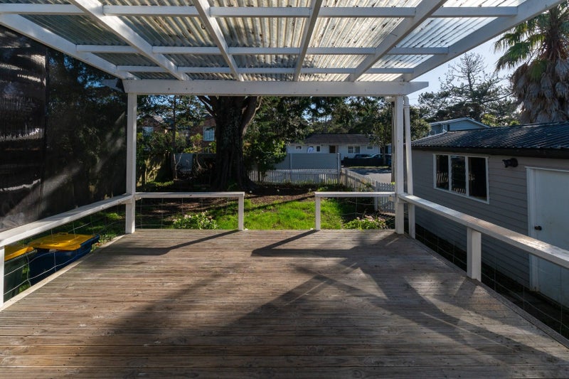 1/38 Godley Road, Green Bay, Auckland - Carousel 2