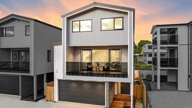 14B Dunkerron Avenue, Epsom, Auckland - Carousel 1