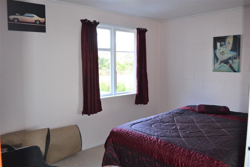 60A Montreal Grove, Kingston, Wellington - Carousel 9