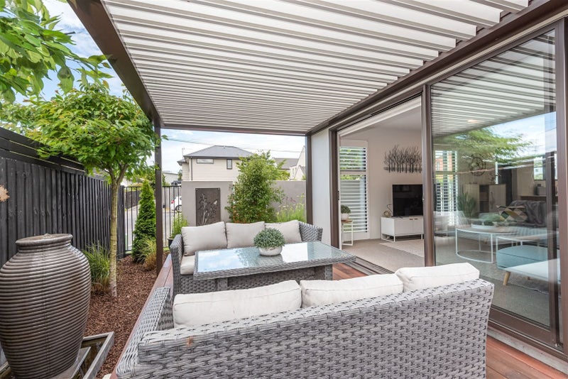 1/555 Manchester Street, St Albans, Christchurch - Carousel 1