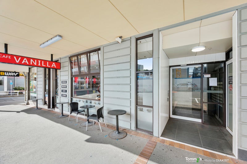 713/5 Aitken Street, Thorndon, Wellington - Carousel 2