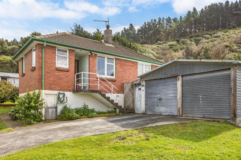 30 Franklyn Road, Tawa, Wellington - Carousel 13
