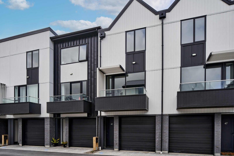 45 John Street, Stokes Valley, Lower Hutt - Carousel 28
