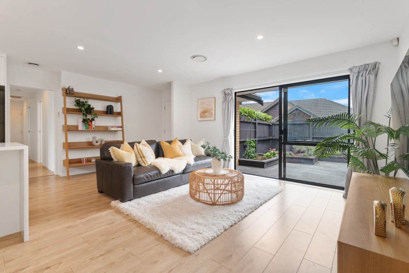 197 GILLS ROAD, Half Moon Bay, Auckland - Carousel 2
