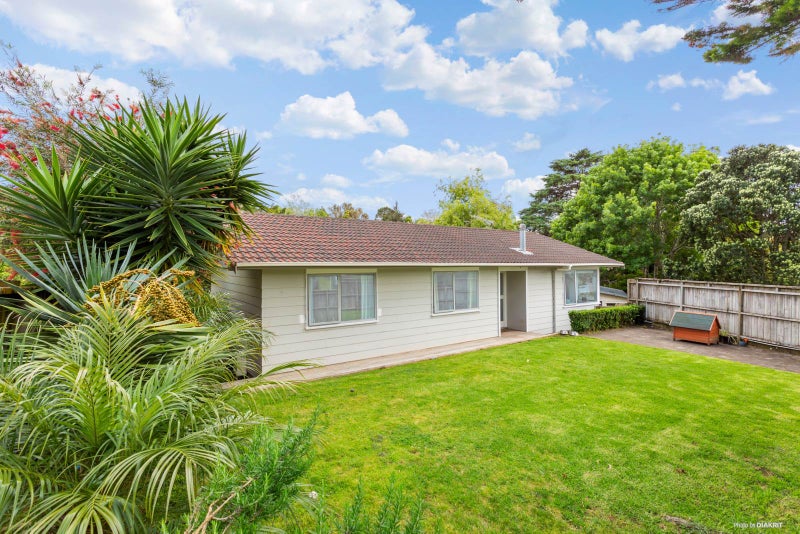 9 June Place, Torbay, Auckland - Carousel 1