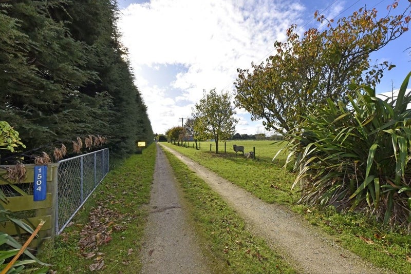 1504 Old West Coast Road, Christchurch - Carousel 2