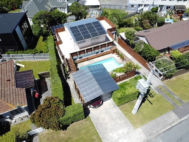 3 Wright Street, Titahi Bay, Porirua - Carousel 1