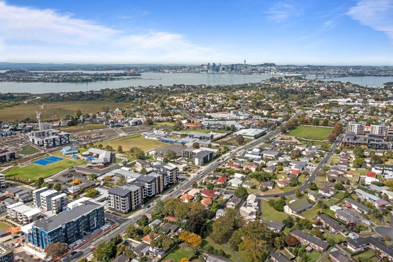 2/178 Lake Road, Northcote, Auckland - Carousel 15