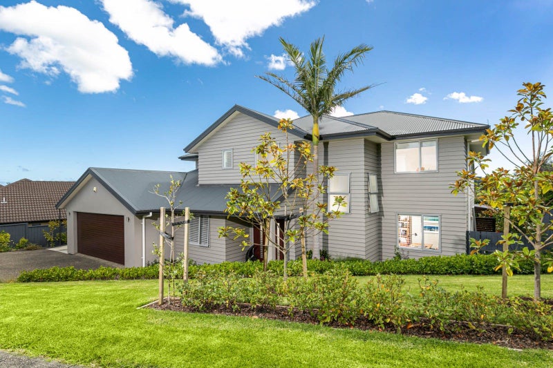 13 Rangi Avenue, Schnapper Rock, Auckland - Carousel 1