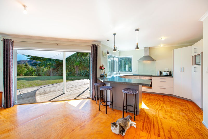 13B Bush View Drive, Waitetuna, Raglan - Carousel 2