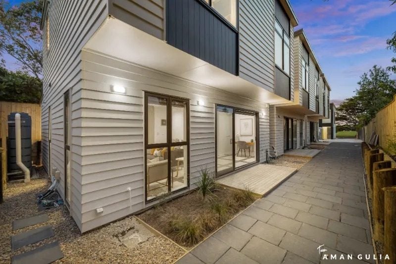 36A Walker Road, Point Chevalier, Auckland - Carousel 2