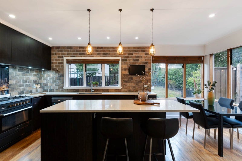 16 Forrest Hill Road, Forrest Hill, Auckland - Carousel 2