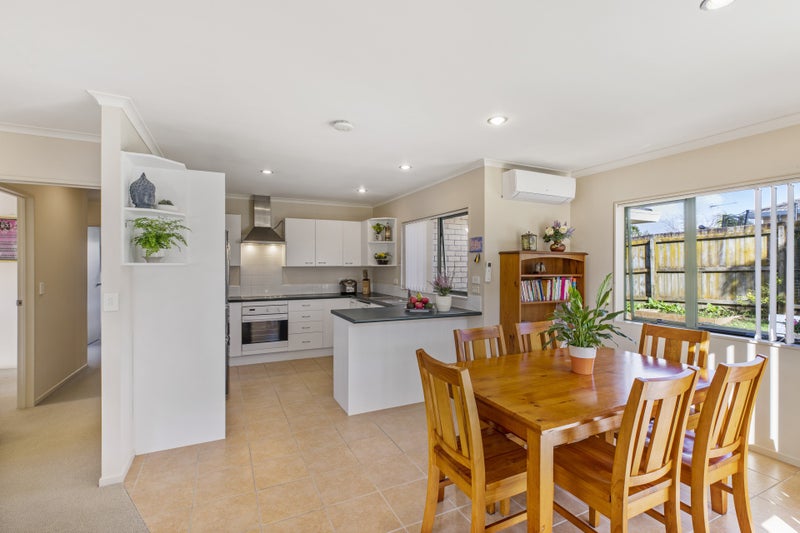 22A Rathmar Drive, Manurewa, Auckland - Carousel 2