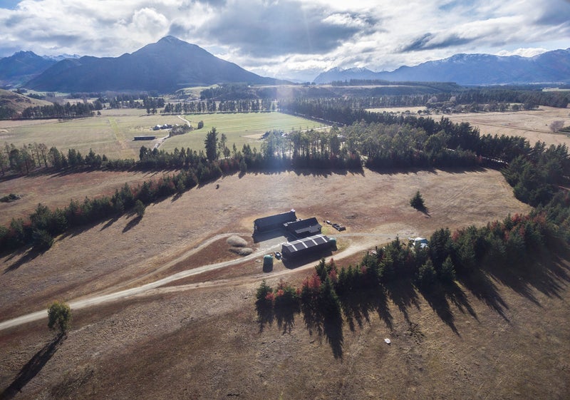 81 Horseshoe Bend Drive, Wanaka - Carousel 1