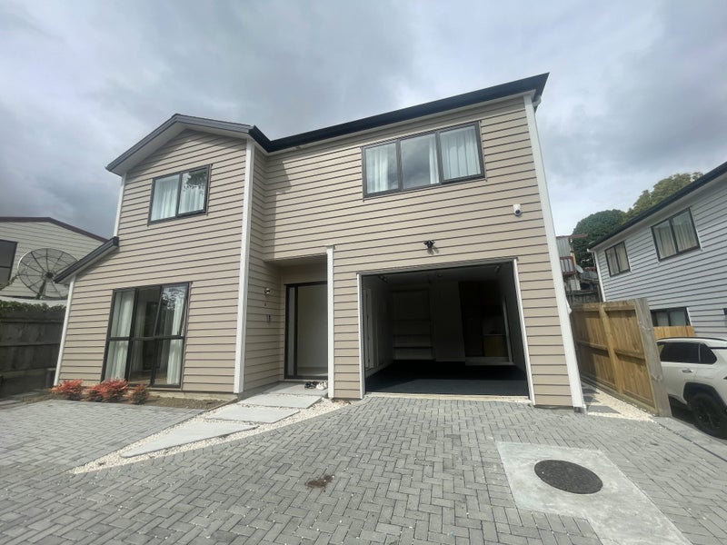 10B Colum Place, Bucklands Beach, Auckland - Carousel 1