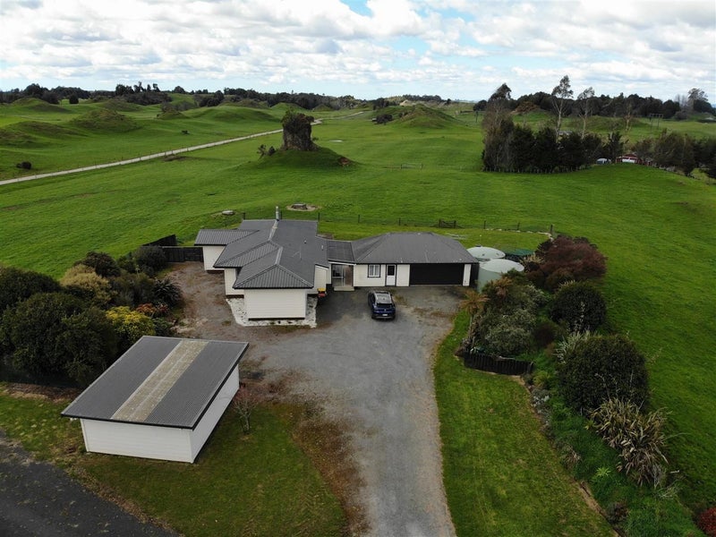 900B Oturoa Road, Hamurana - Carousel 2