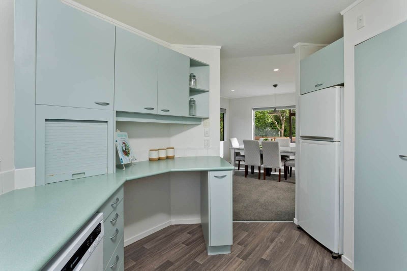 2/6 Ensign Place, Hillcrest, Auckland - Carousel 10