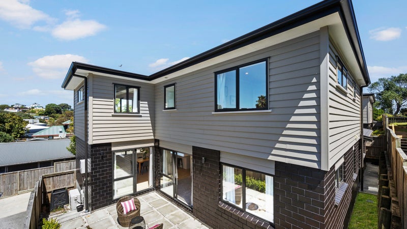 27A Cleary Road, Panmure, Auckland - Carousel 1