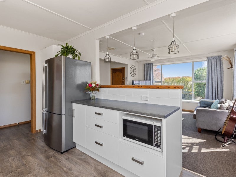 52 Leicester Avenue, Tamatea, Napier - Carousel 2