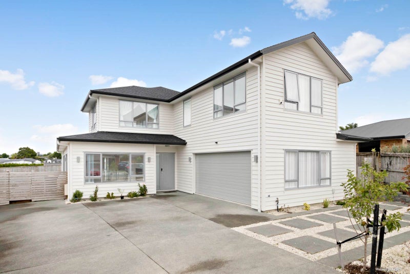16 Maple Lane, Huapai, Kumeu - Carousel 1