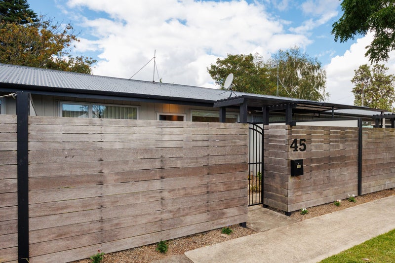 45 Hereford Street, West End, Palmerston North - Carousel 2