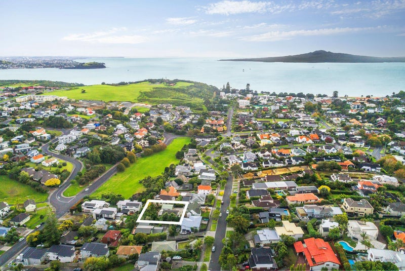 75B Atkin Avenue, Mission Bay, Auckland - Carousel 2