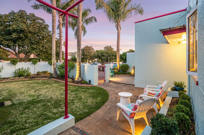 21 Queensway, Three Kings, Auckland - Carousel 2