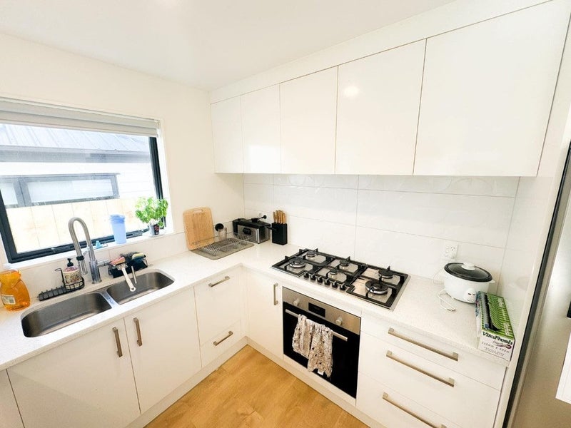 26B Bentleigh Avenue, New Windsor, Auckland - Carousel 2