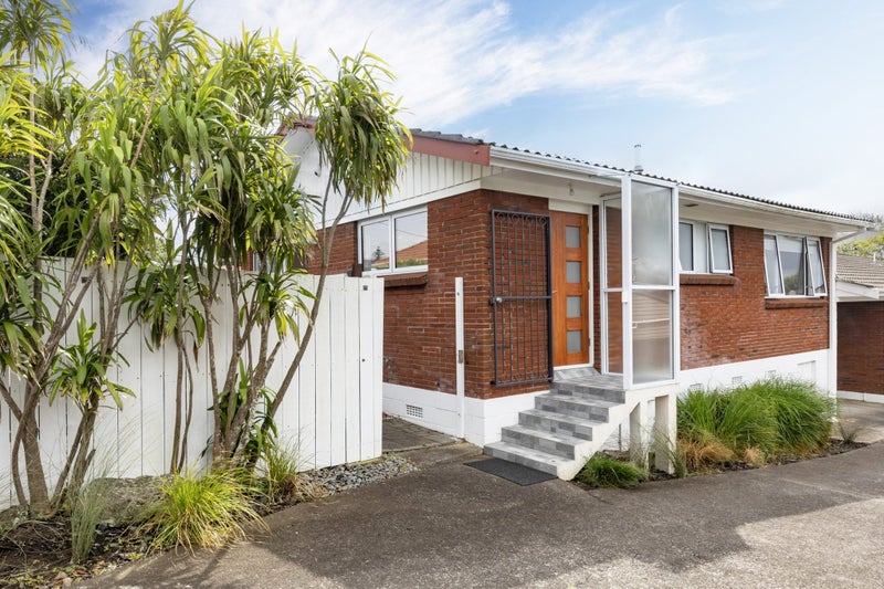 2/49 Namata Road, Onehunga, Auckland - Carousel 2