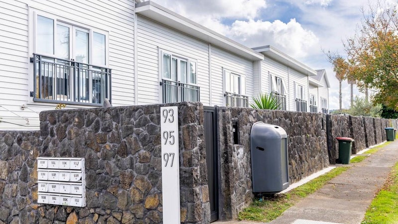 93B Mays Road, Onehunga, Auckland - Carousel 1