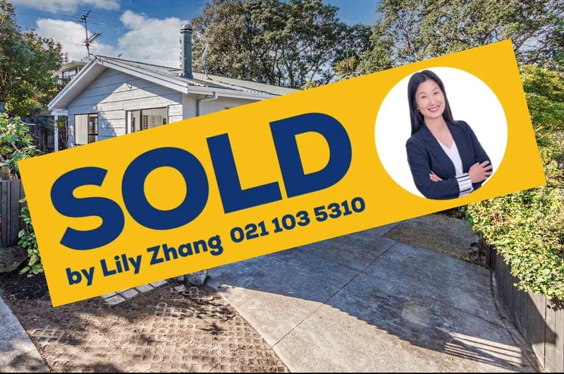 2/3 Morton Avenue, Forrest Hill, Auckland - Carousel 1