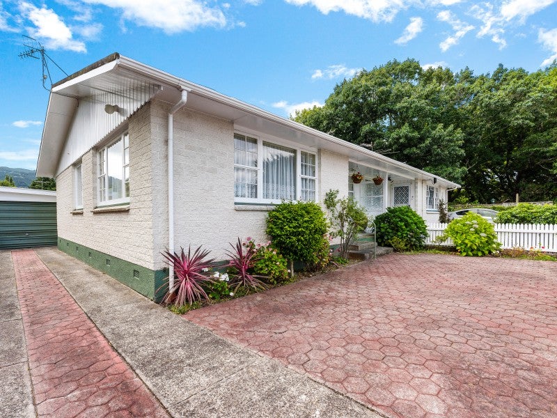 387 Fergusson Drive, Heretaunga, Upper Hutt - Carousel 1