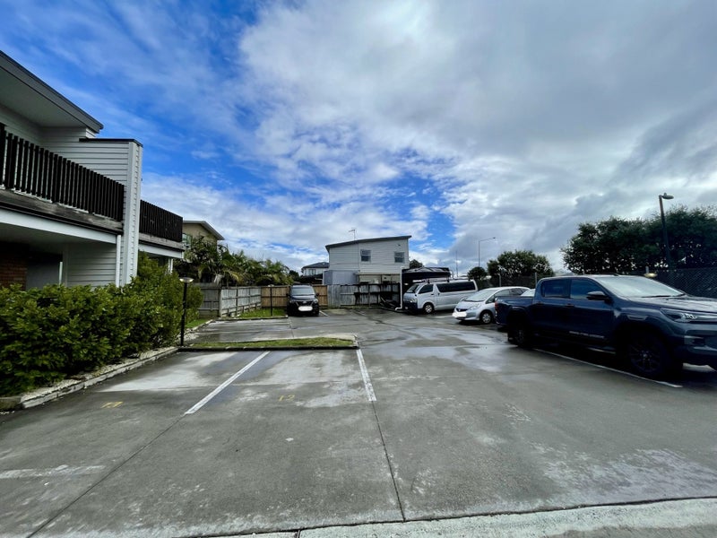 3/7 Stamford Park Road, Mount Roskill, Auckland - Carousel 14