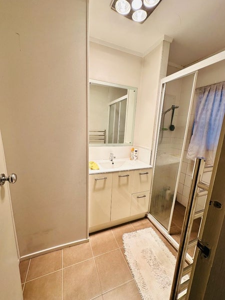 58 Cyclarama Crescent, Massey, Auckland - Carousel 12