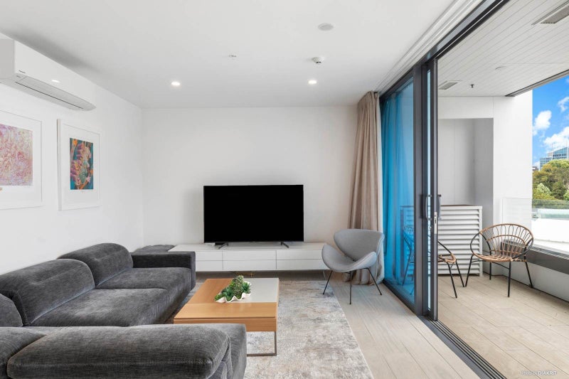 902/27 Rutland Street, Auckland Central, Auckland - Carousel 2