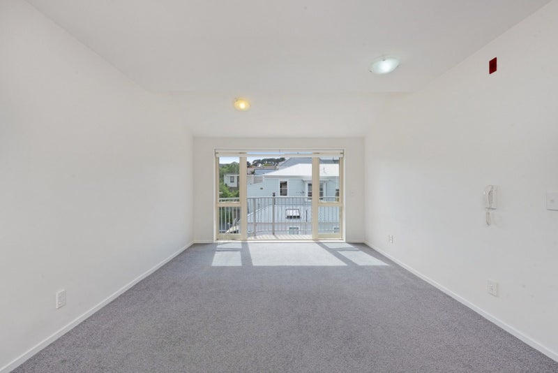 304/72 Herald Street, Berhampore, Wellington - Carousel 2